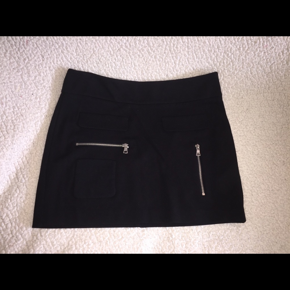 Black mini skirt.